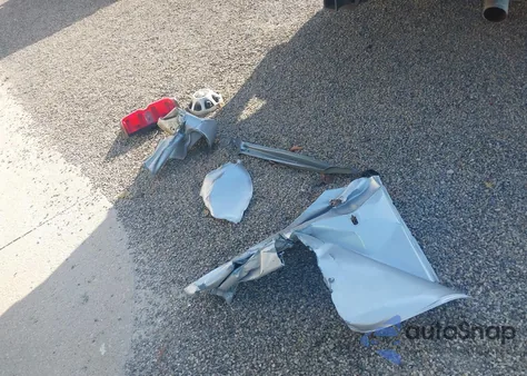 2015 Chevrolet Silverado 2500Hd Lt z USA, uszkodzony, nr VIN 1GC2KVEG8FZ101104